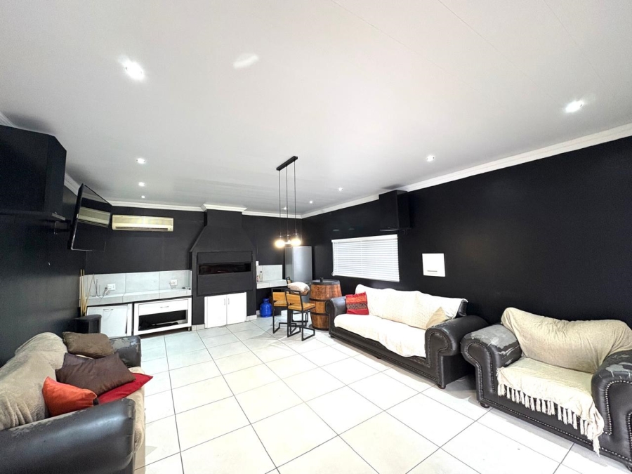 4 Bedroom Property for Sale in Jan Cillierspark Free State